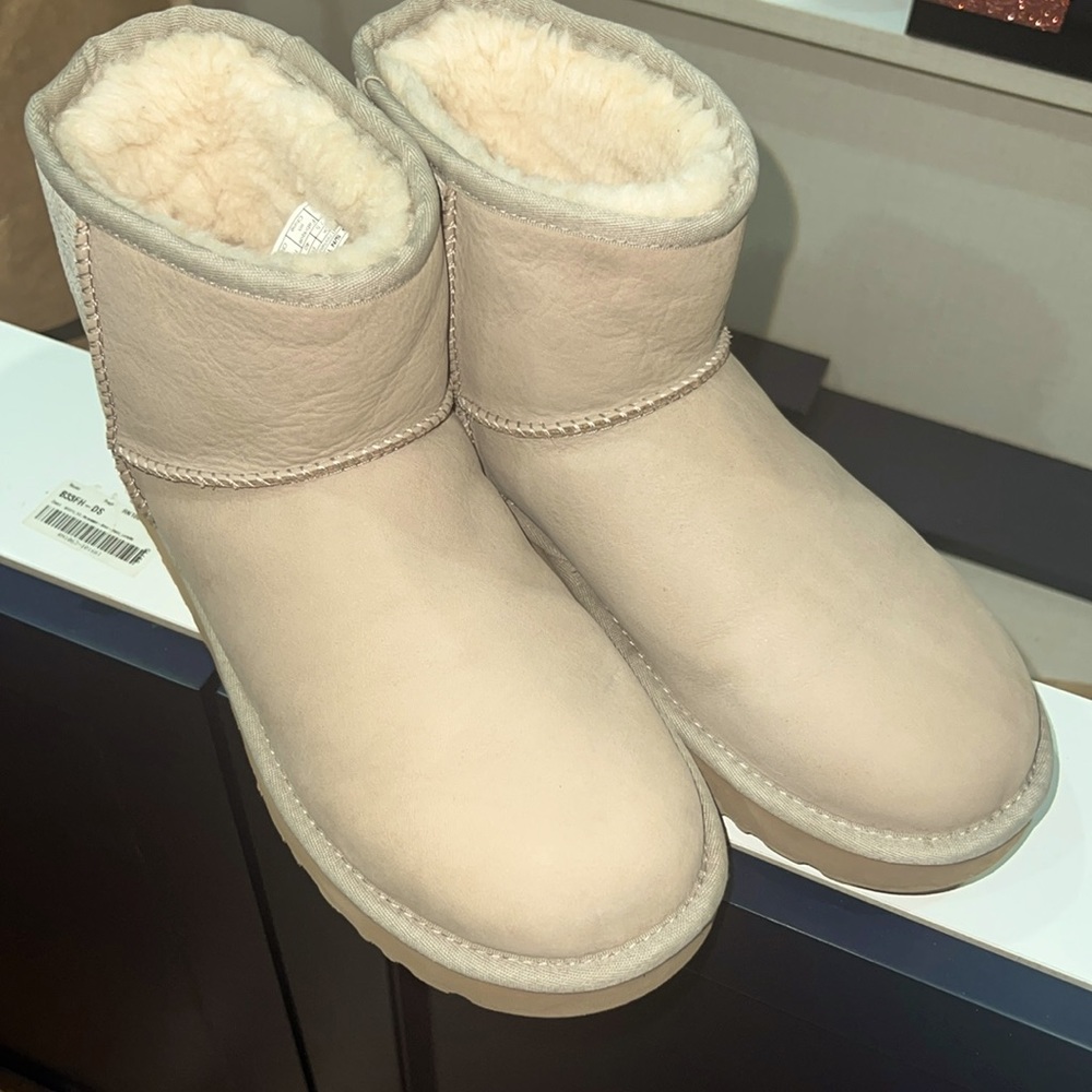MINI UGGS